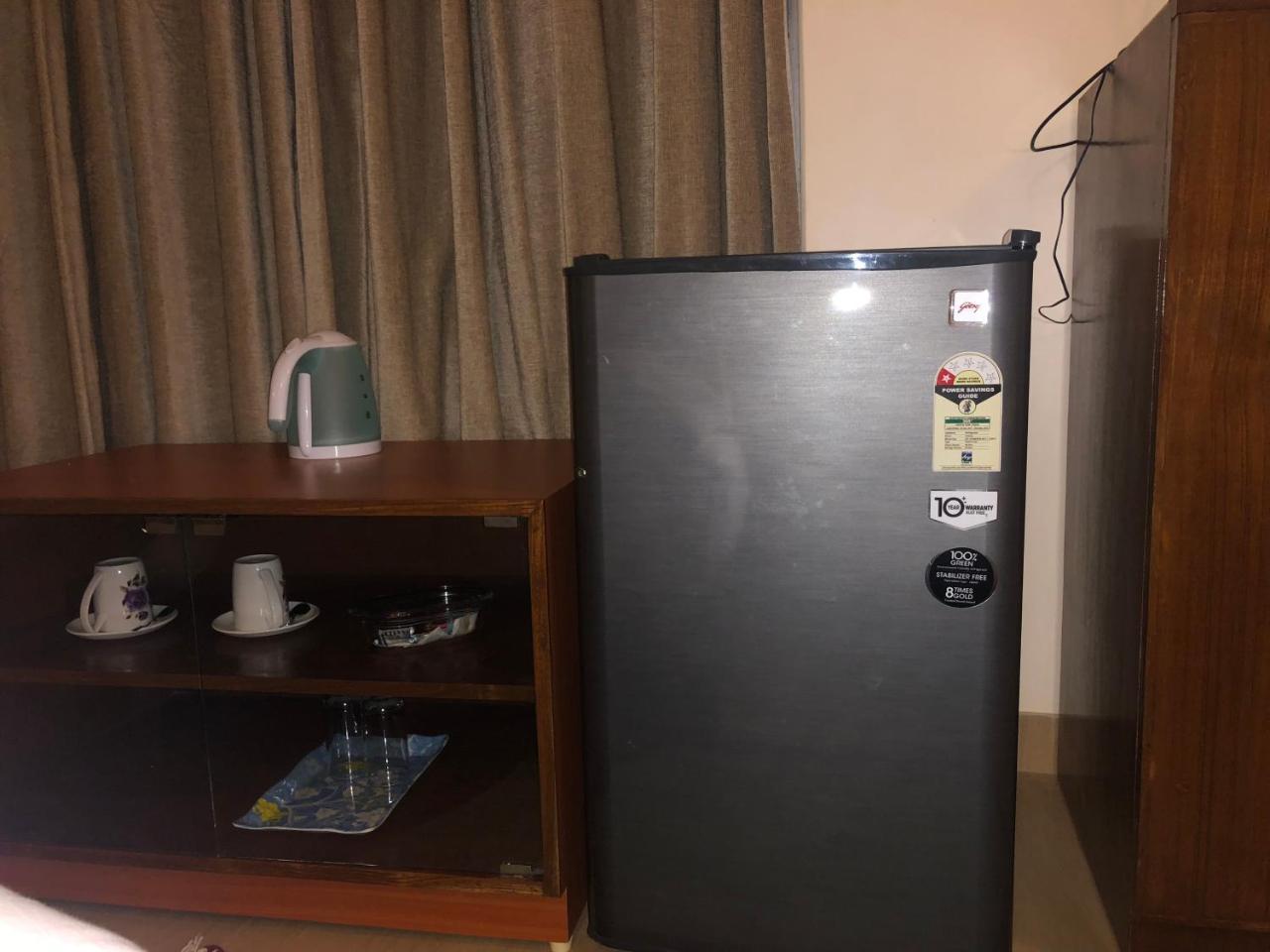 Hotel Guru Pokhara Bagian luar foto