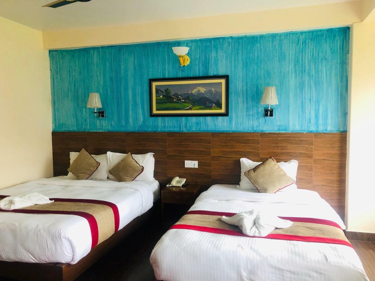 Hotel Guru Pokhara Bagian luar foto